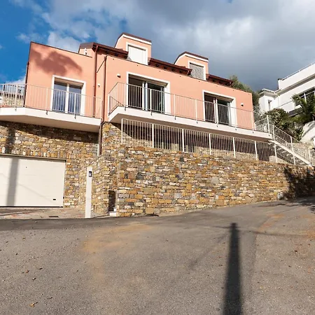 Tatil Evi Saint Claude Marina dʼAndora
