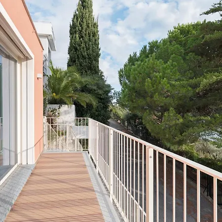 Saint Claude Tatil Evi *