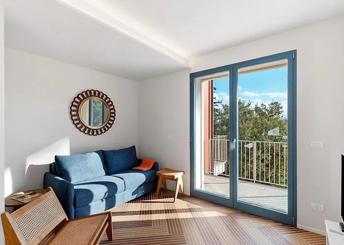 Saint Claude * Marina dʼAndora