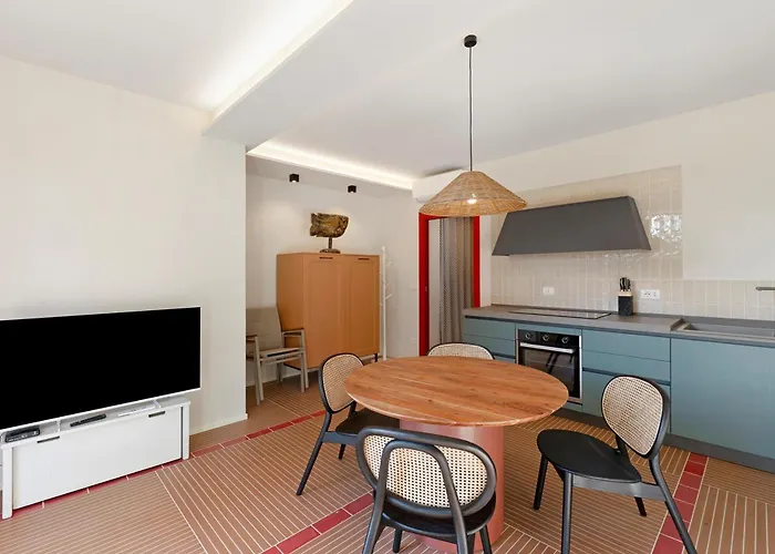 Saint Claude Marina dʼAndora