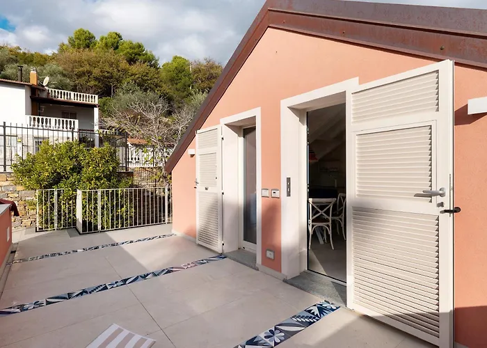 Saint Claude Marina dʼAndora